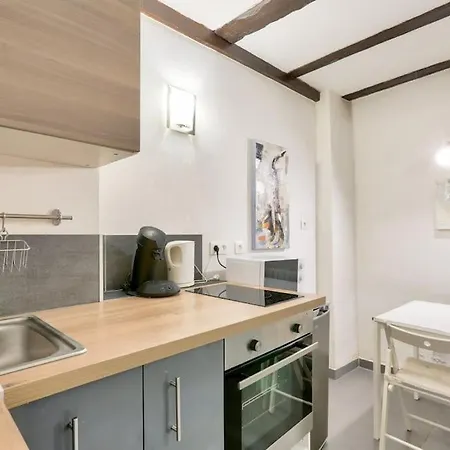 Charming Studio Historical Center Of *